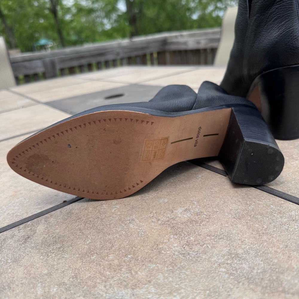 Dolce Vita Shanon Booties - Picture 2 of 6